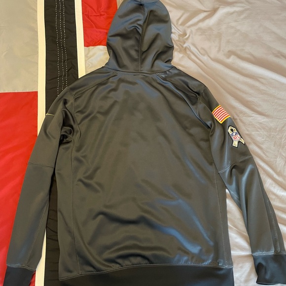 L Nike Patriots Salute to Service Hoodie - Picture 2 of 2